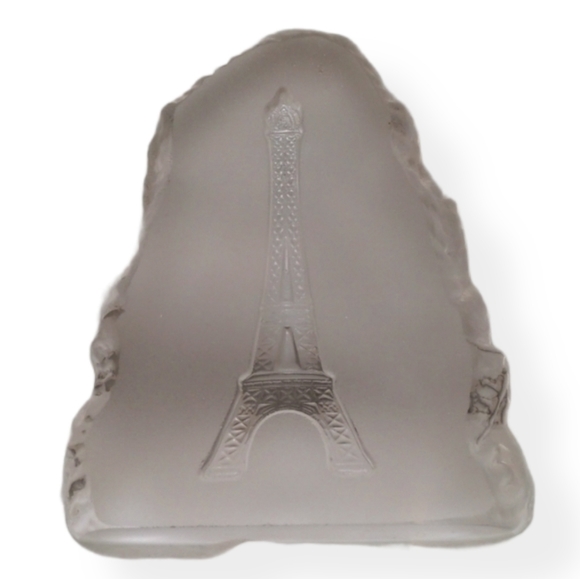 Vintage Eiffel Tower Glass Sculpture - Picture 1 of 7